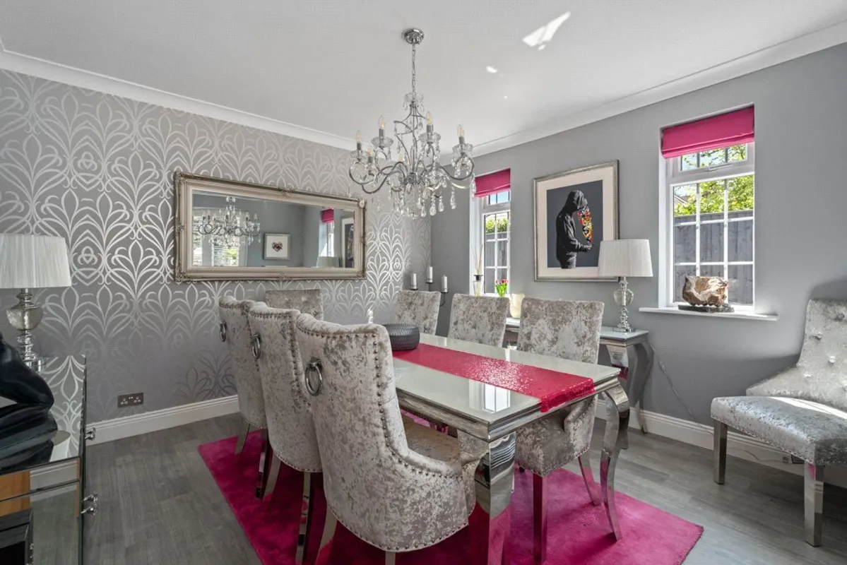 Glenwood Road, West Moors, Ferndown, Dorset, BH22