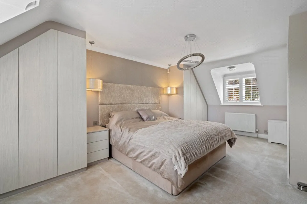 Glenwood Road, West Moors, Ferndown, Dorset, BH22