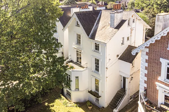 Oak Hill Road, Surbiton, KT6
