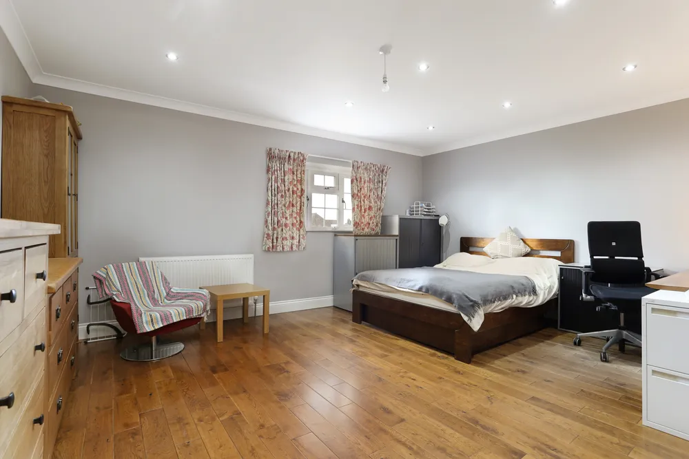 Fir Tree Road, Epsom, KT17