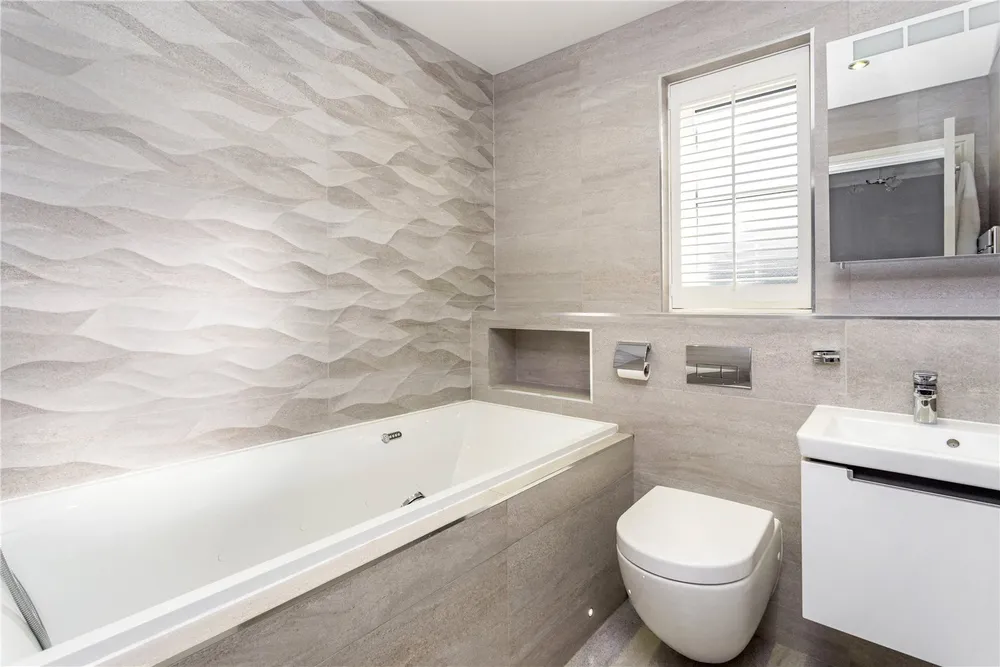 Gowrie Place, Caterham, CR3