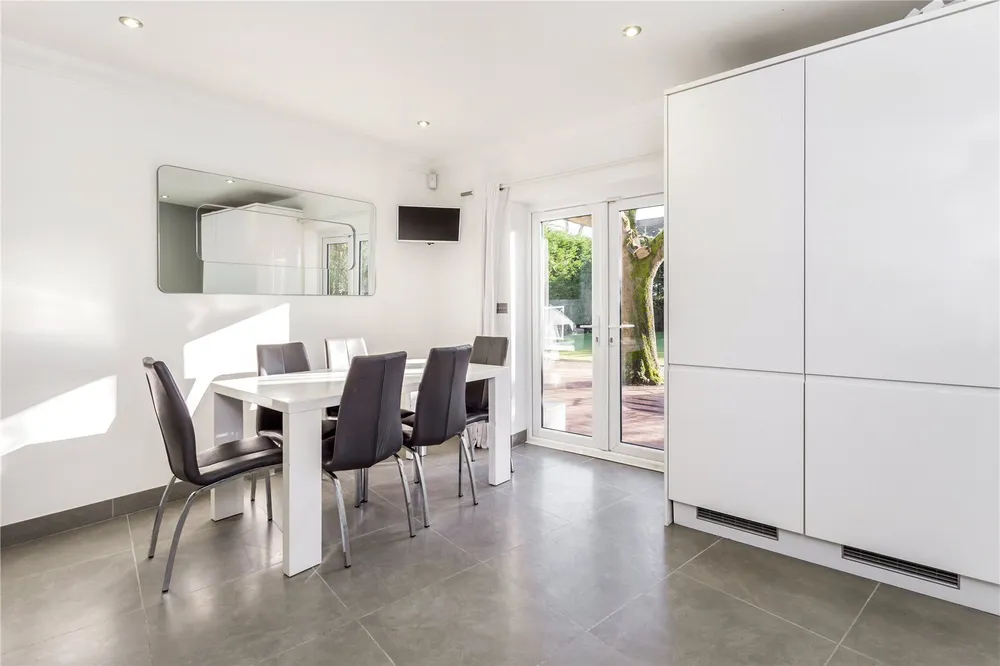 Gowrie Place, Caterham, CR3