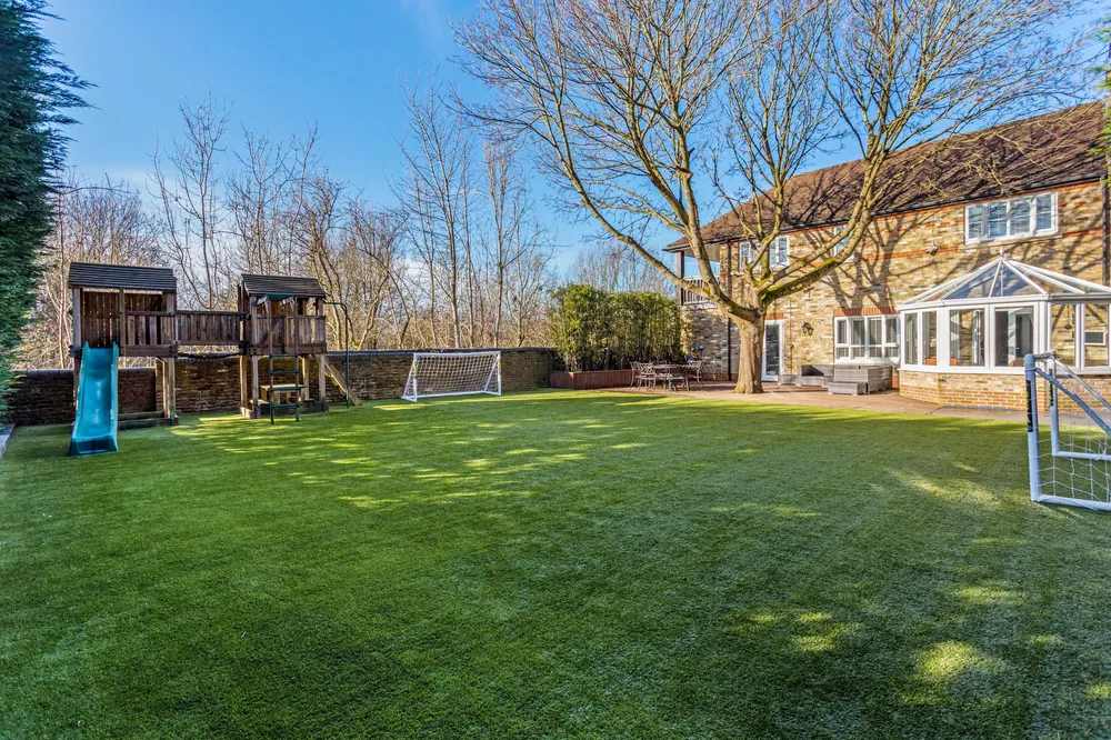 Gowrie Place, Caterham, CR3