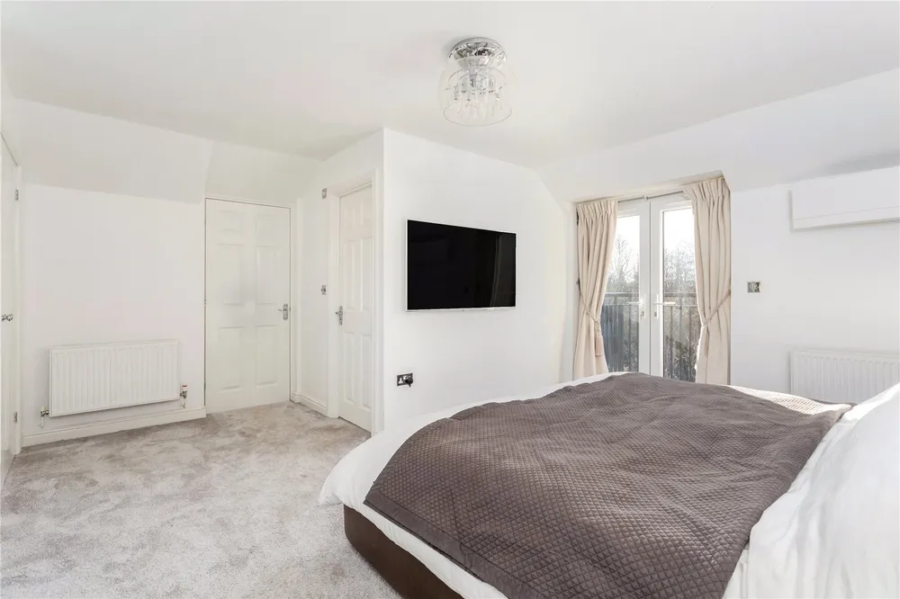 Gowrie Place, Caterham, CR3