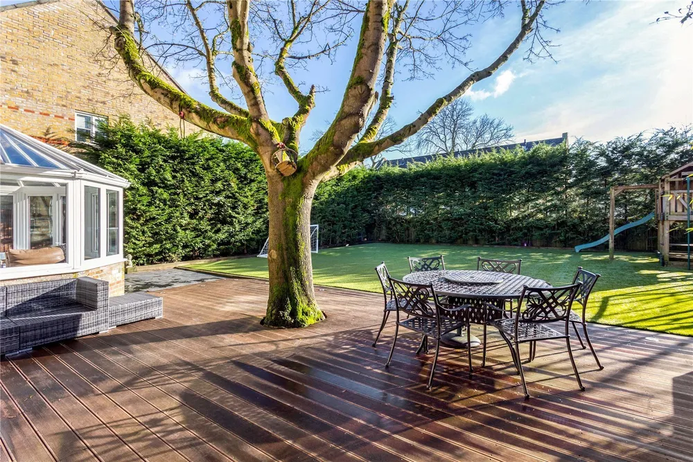 Gowrie Place, Caterham, CR3