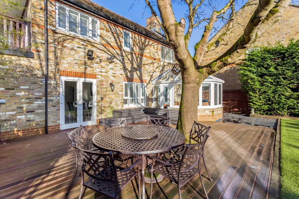 Gowrie Place, Caterham, CR3
