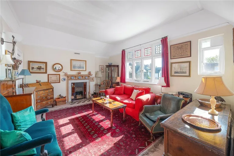 Palace Road, London, SW2