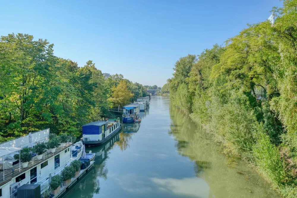 Neuilly-sur-Seine, 92200, France