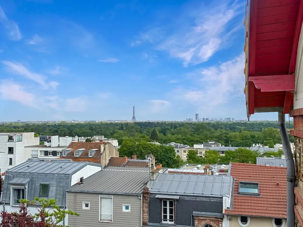 Suresnes, 92150, France