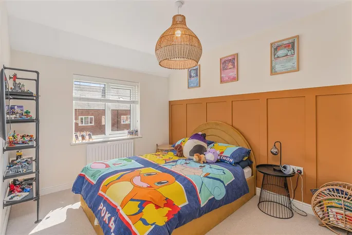 Property carousel image 10