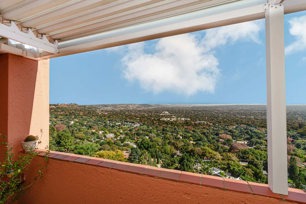 South Africa, Gauteng, Northcliff, Highcliff Way, 49