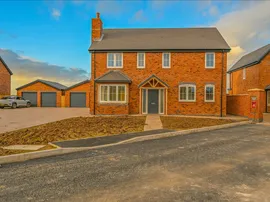 The Hawthorns, Scropton, Derby photo
