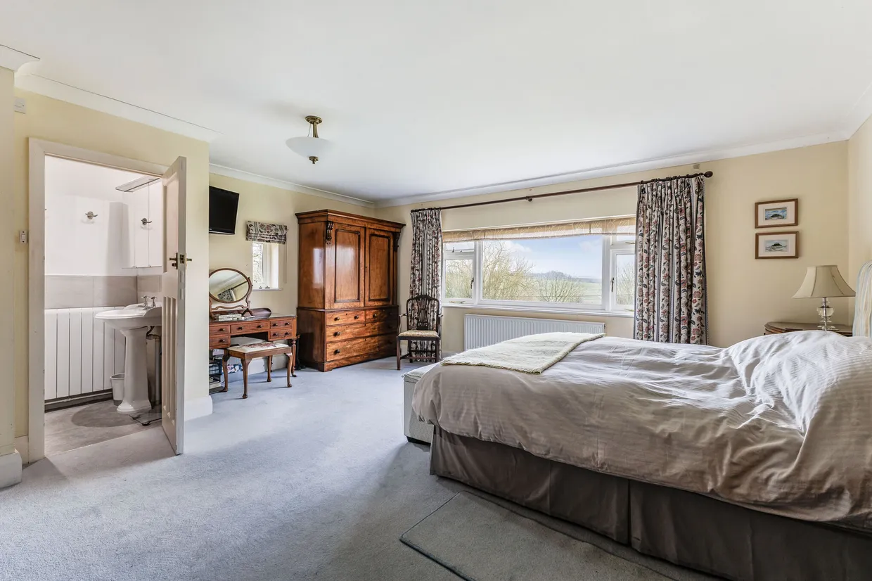 Marlborough Road, Collingbourne Kingston, SN8 photo 15