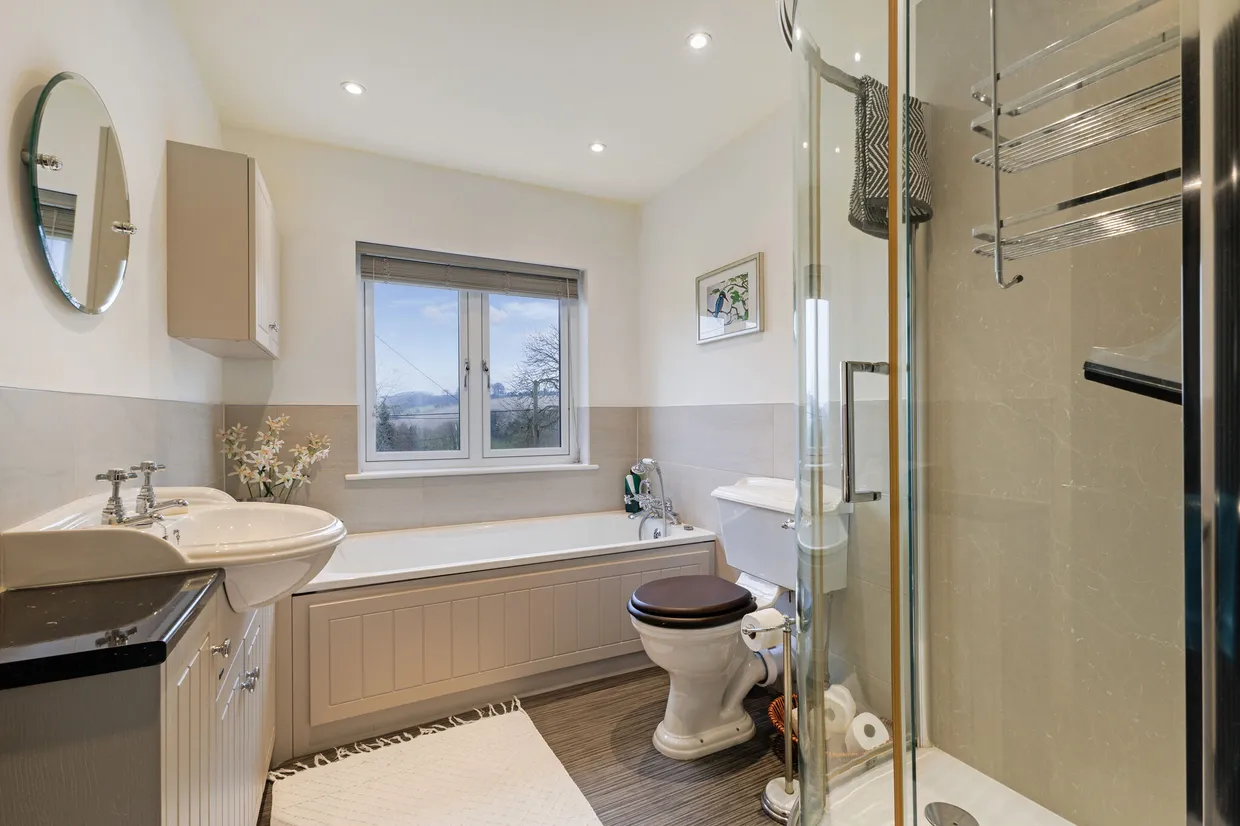 Marlborough Road, Collingbourne Kingston, SN8 photo 17