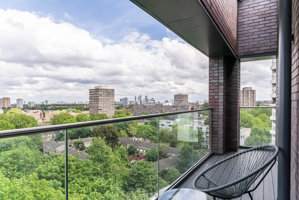 Horizon, Plough Road, London, SW11 photo 1