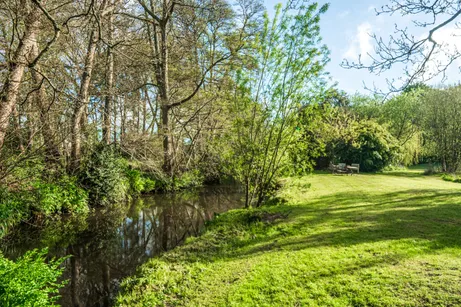 Lindford Road, Lindford, GU35
