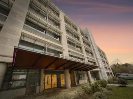 Edinburgh Gate, HARLOW photo