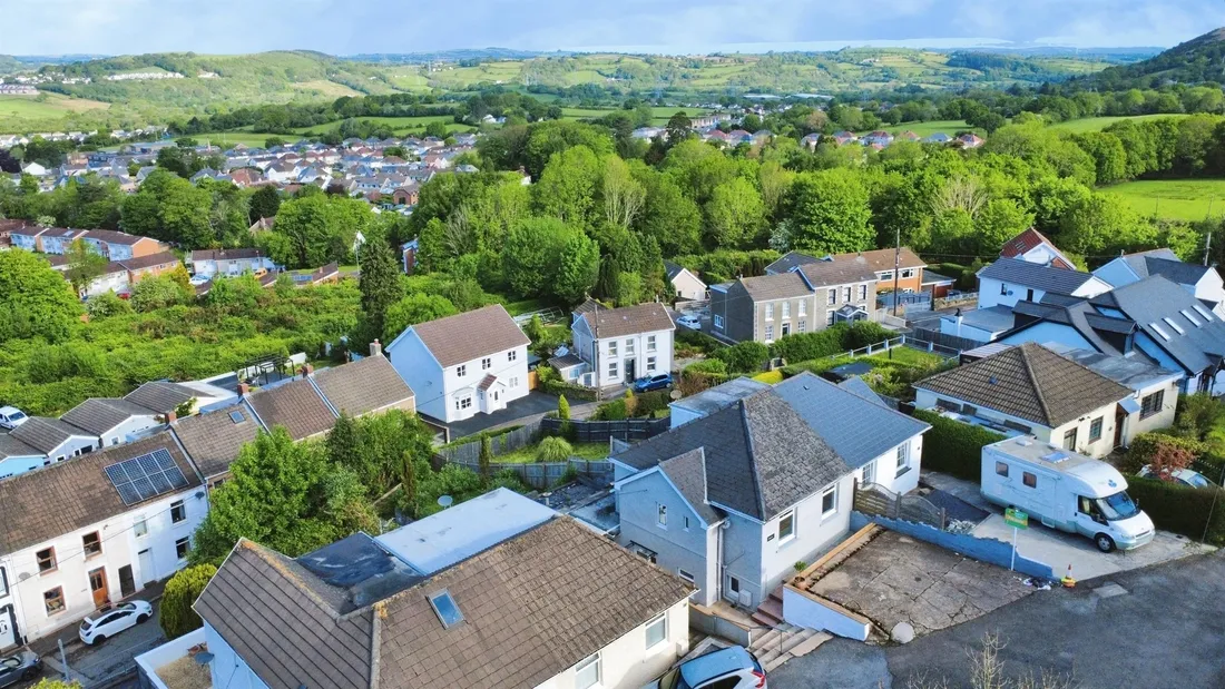 Property photo 25