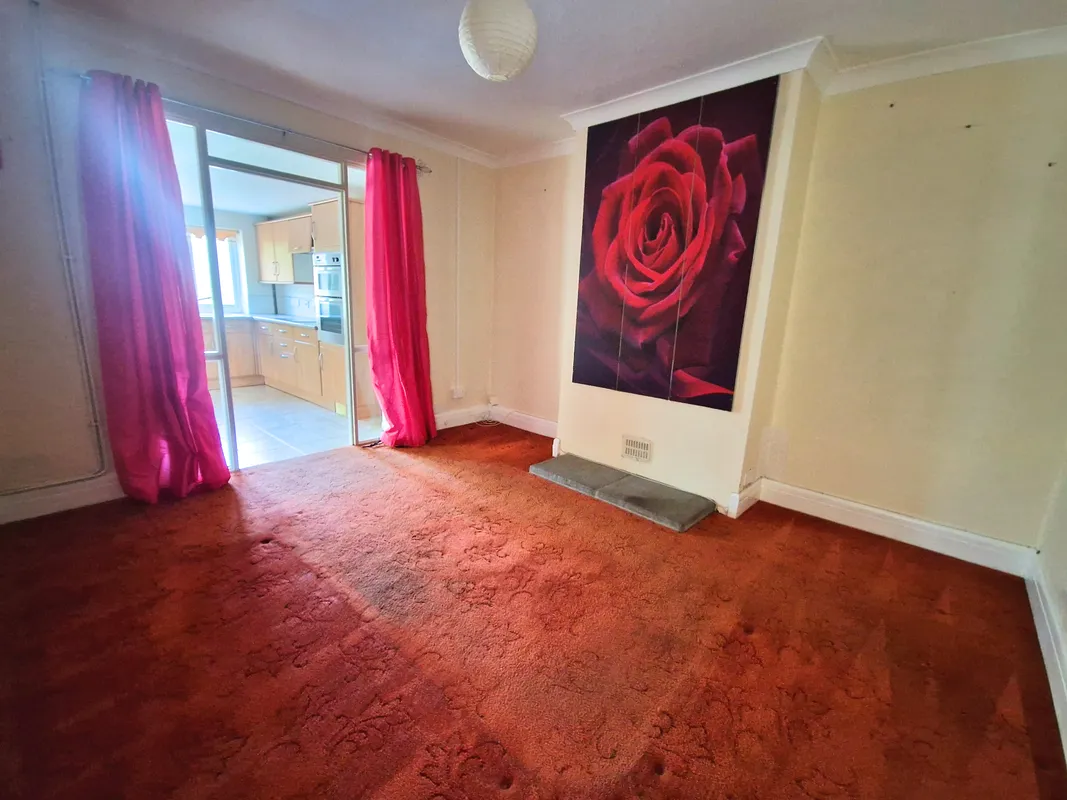 POPLAR CRESCENT, PORTHCAWL, CF36 5LF