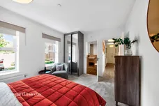 Toye Avenue, London