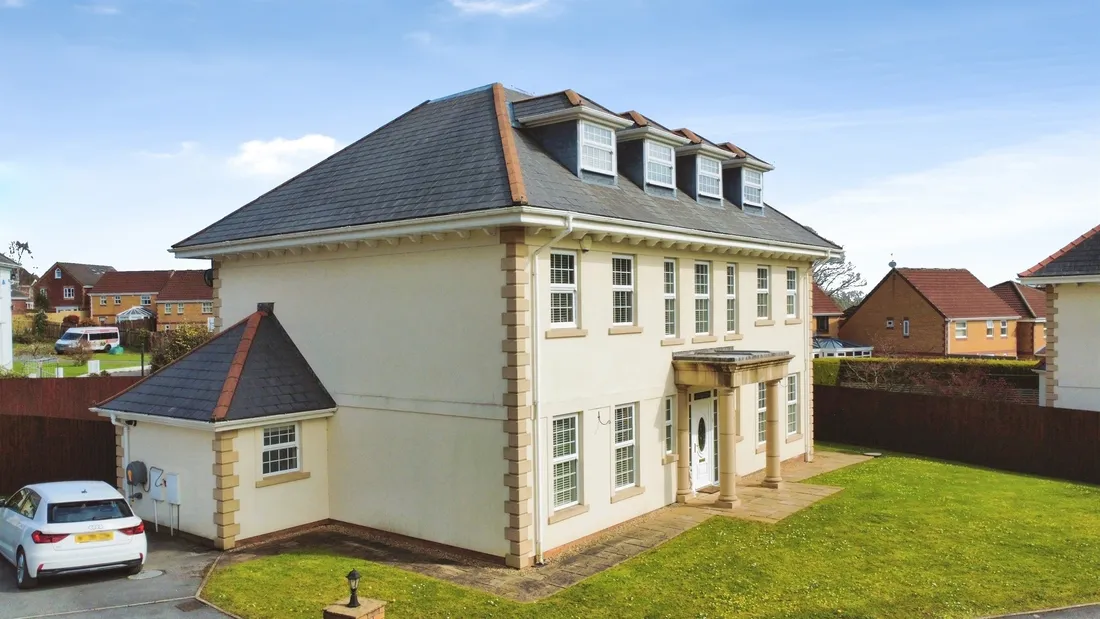 Property photo 2