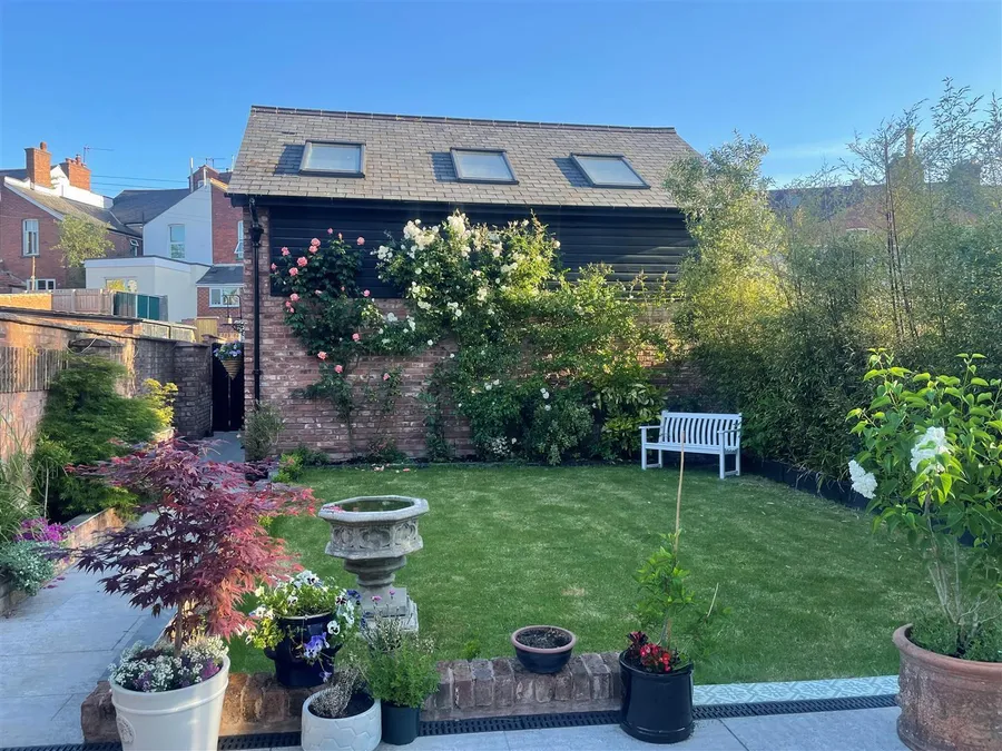 Property Image 11