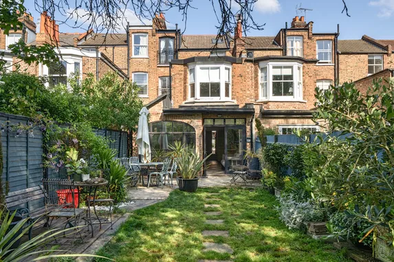 Priory Avenue, London, N8