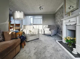 Chichester Close, Gosport thumb 3
