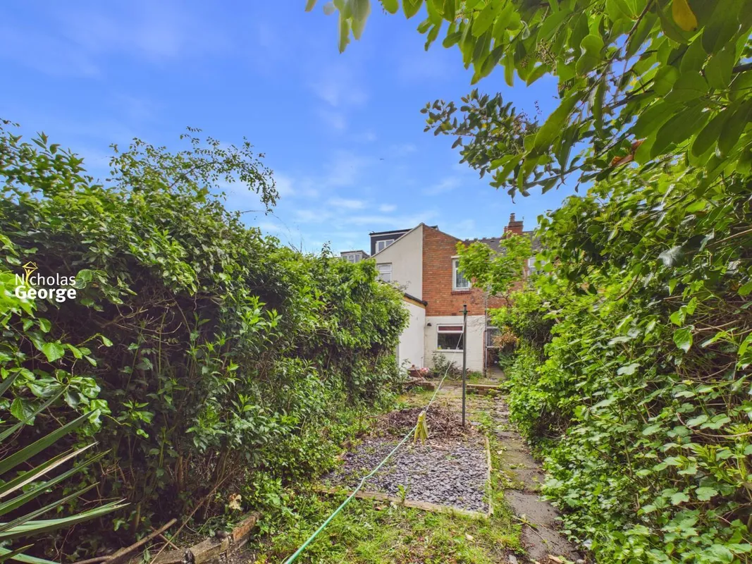 Passey Road, Birmingham, B13 9NR