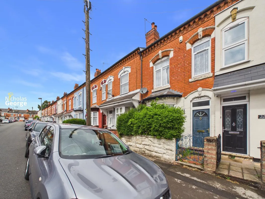Passey Road, Birmingham, B13 9NR