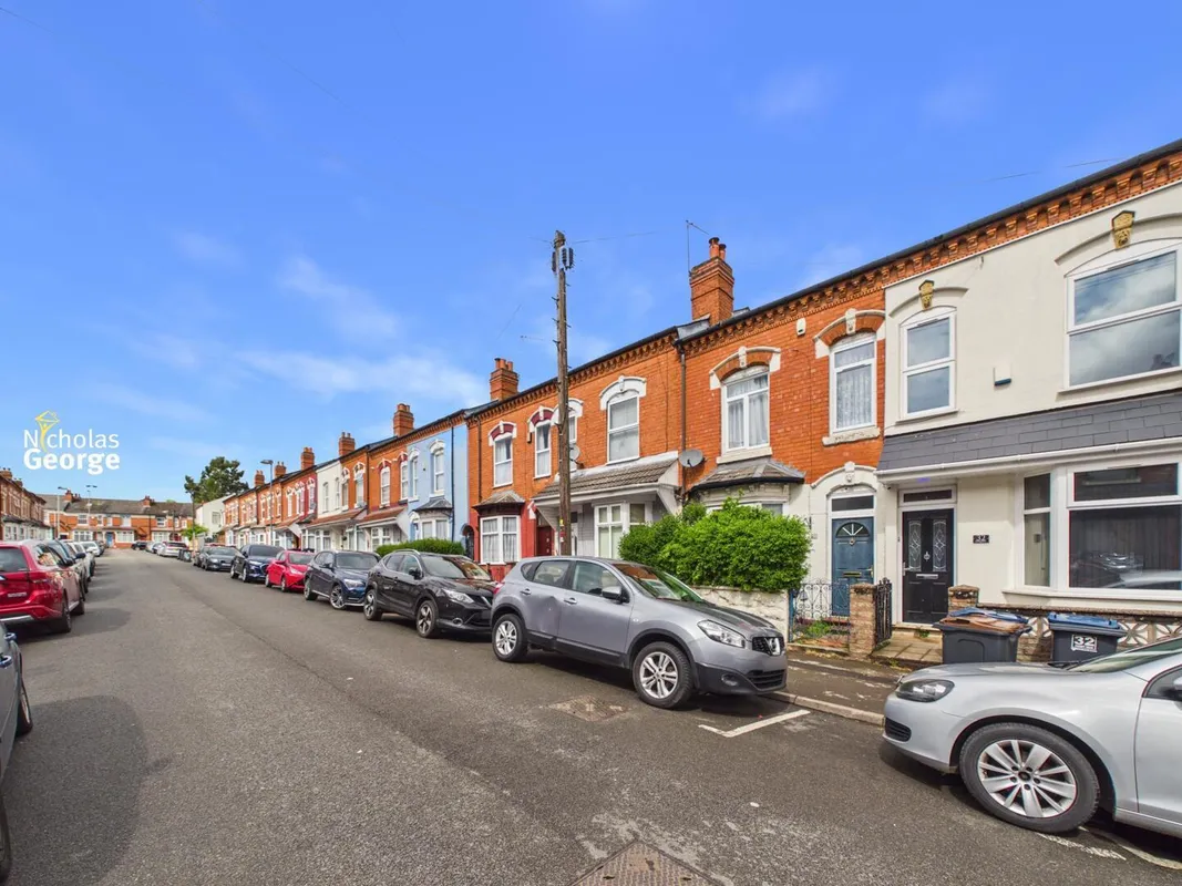 Passey Road, Birmingham, B13 9NR