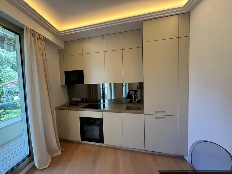 Monaco (Jardin Exotique), 98000, Monaco