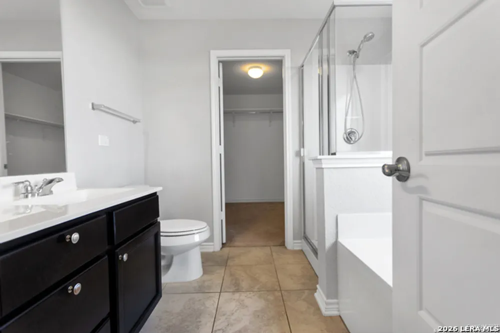 1302 Hummingbird, San Antonio, TX 78245