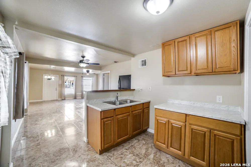 806 Ceralvo St, San Antonio, TX 78207