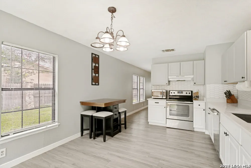 6703 Country Breeze, San Antonio, TX 78240