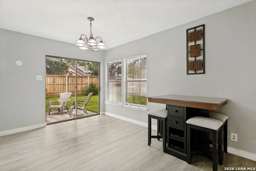 6703 Country Breeze, San Antonio, TX 78240