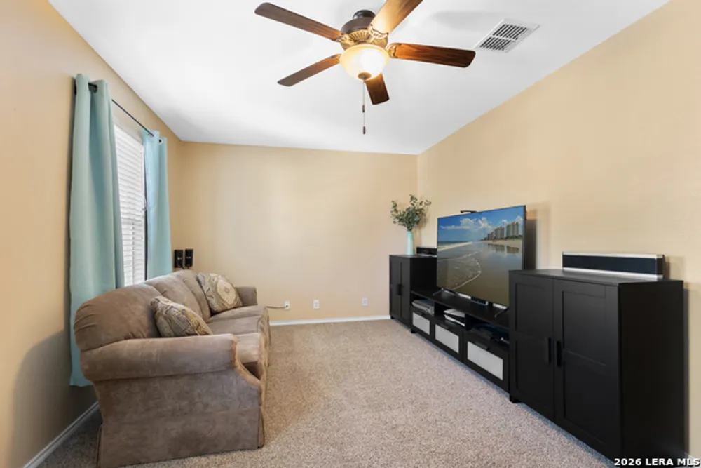 823 Creek Pebble, San Antonio, TX 78253