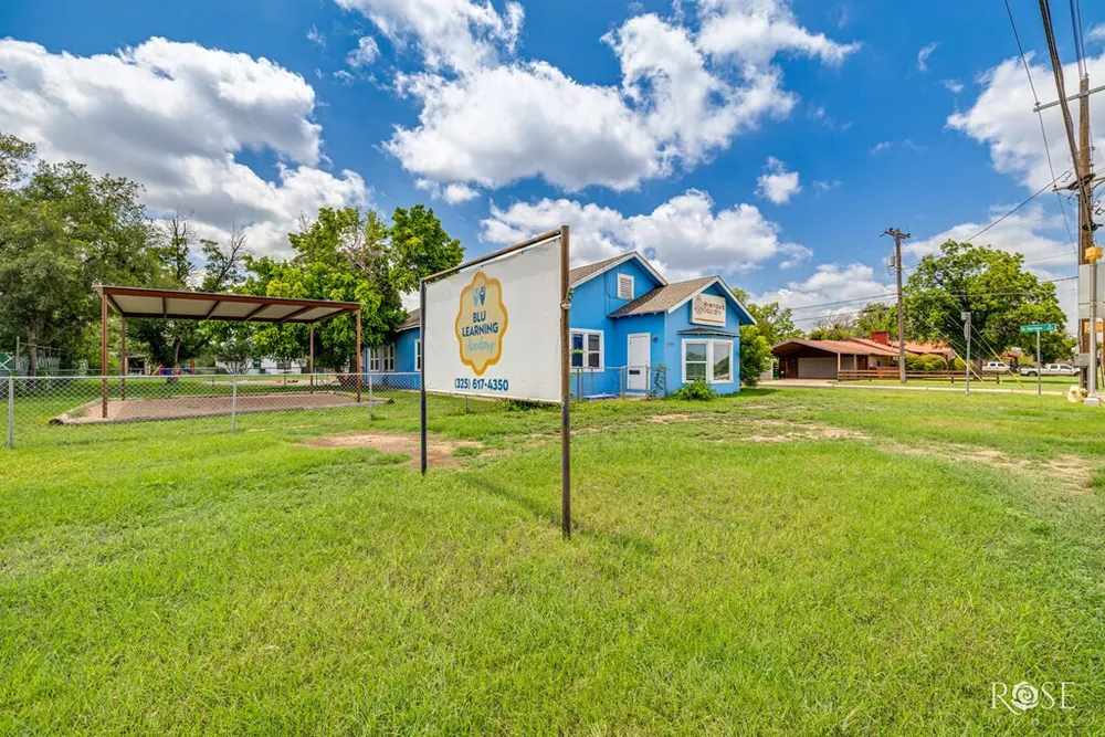 1823 Freeland Ave, San Angelo, TX 76901