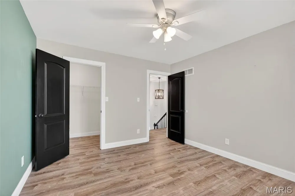 102 Parc Forest Trail, St Charles, MO 63303
