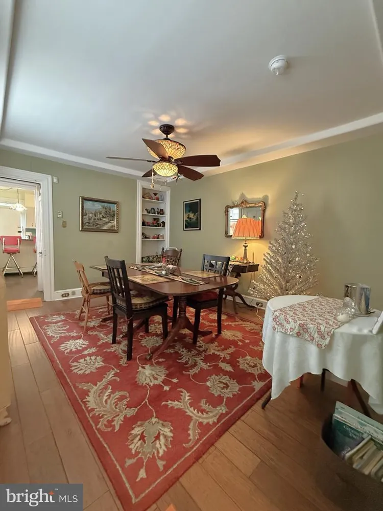 145 E Chestnut St, Lancaster, PA 17602