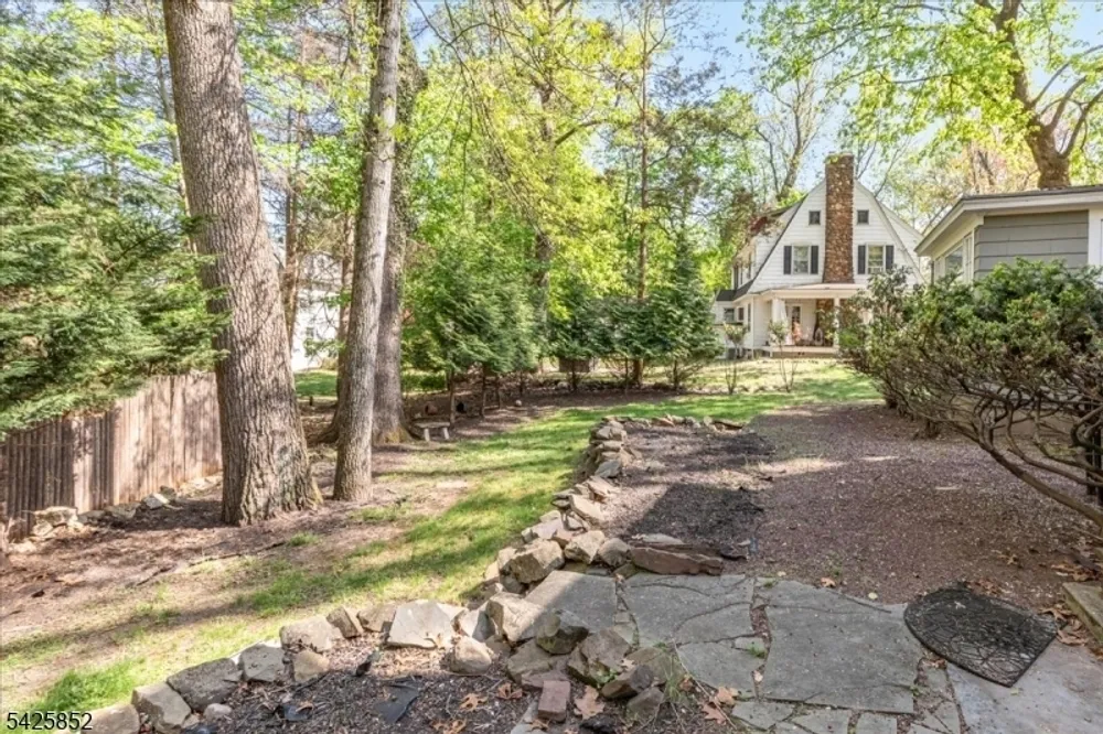 754 Dixie Ln, Plainfield, NJ 07062