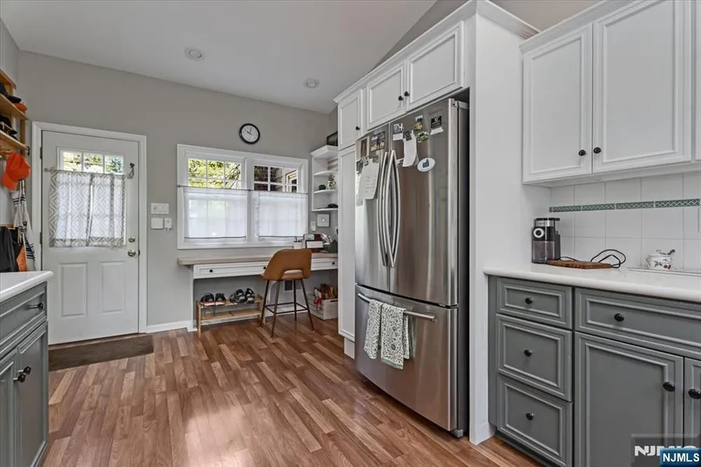60 Oak Ave, Tenafly, NJ 07670