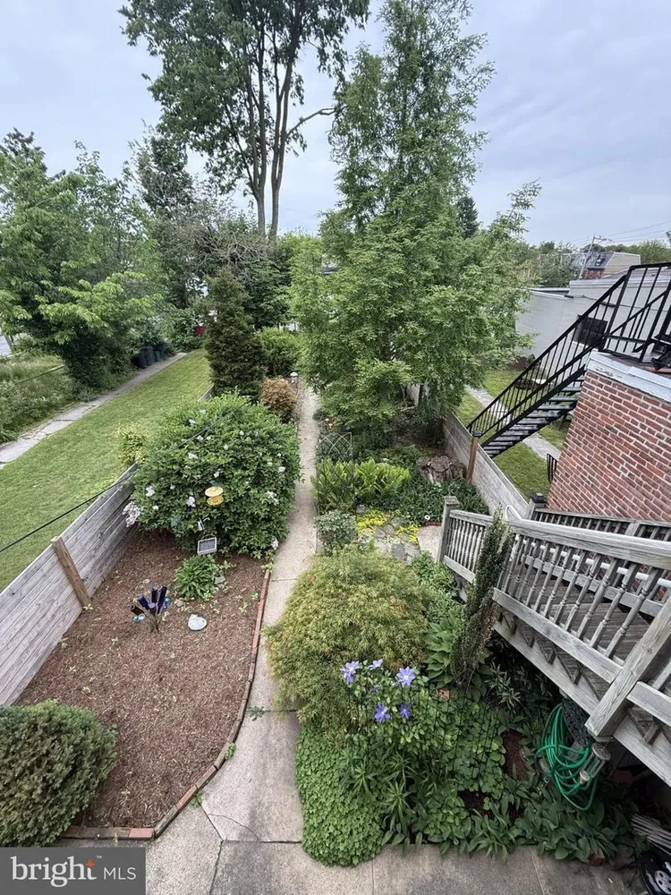 145 E Chestnut St, Lancaster, PA 17602