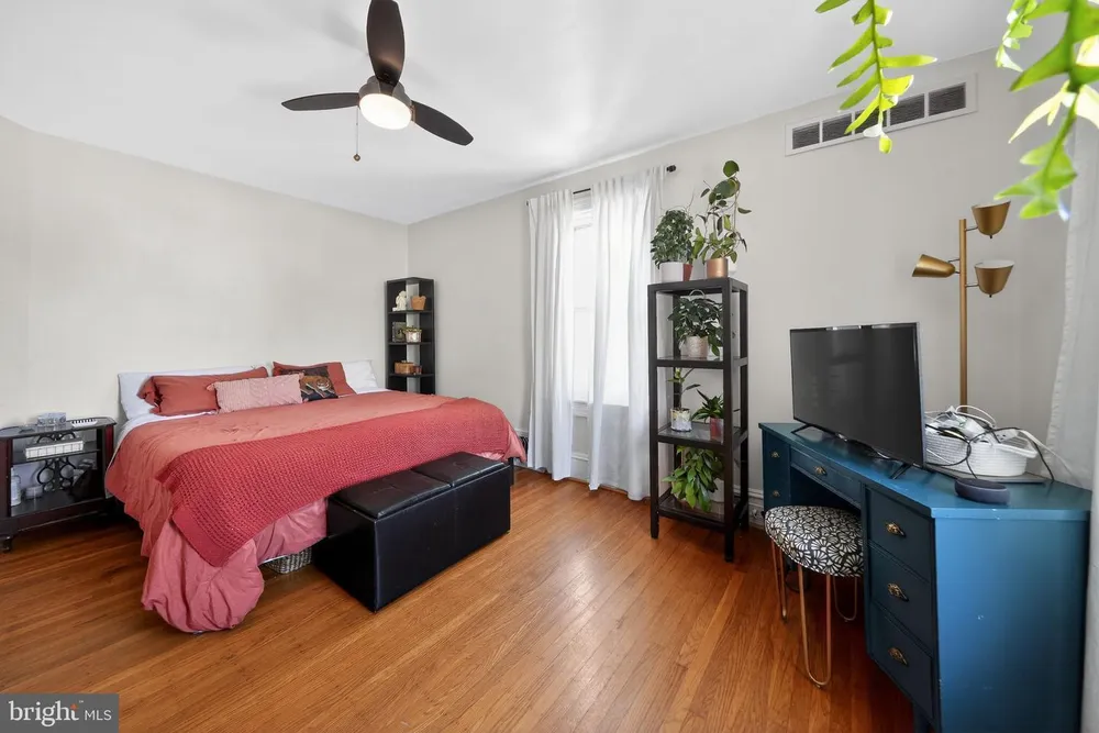 716 Park Ave, Collingswood, NJ 08108