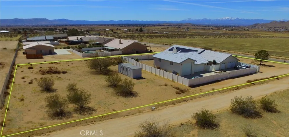 17389 Central Rd, Apple Valley, CA 92307