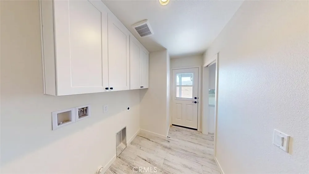 15009 Temecula Rd, Apple Valley, CA 92307
