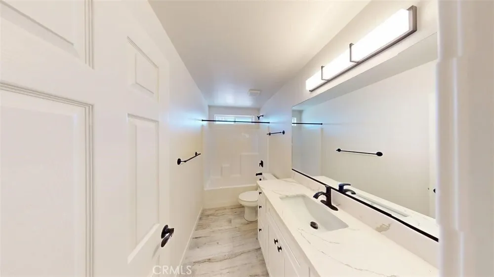 15009 Temecula Rd, Apple Valley, CA 92307