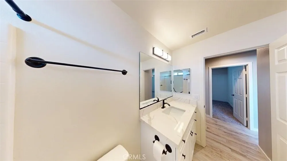 15009 Temecula Rd, Apple Valley, CA 92307