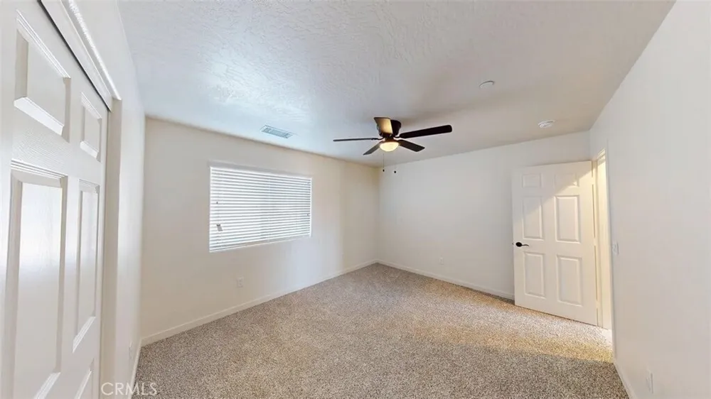 15009 Temecula Rd, Apple Valley, CA 92307