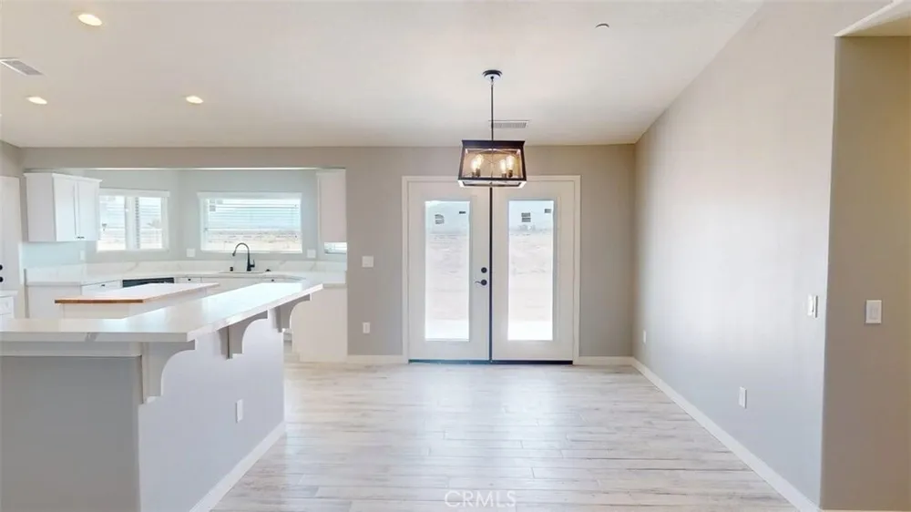 15009 Temecula Rd, Apple Valley, CA 92307